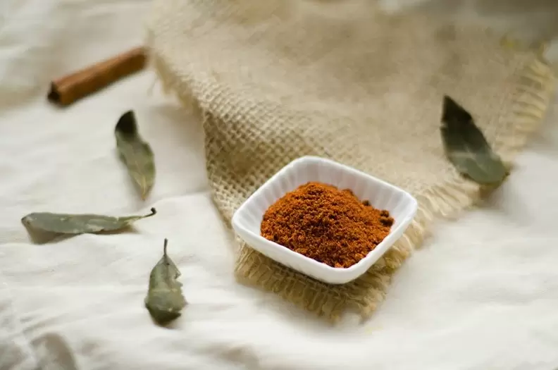 Cinnamon is a useful spice that helps balance insulin in the blood